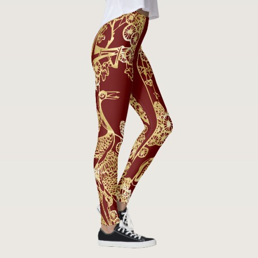 Chinese gouden kranen over rood leggings (Rechts)
