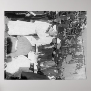 Chinese Mourners bij Burial Service for "High Lee Poster