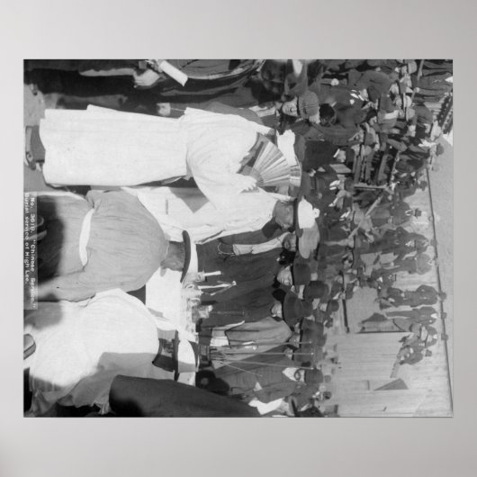 Chinese Mourners bij Burial Service for "High Lee Poster (Voorkant)