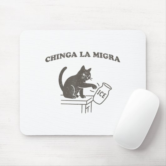 Chinga La Migra Immigration Abolish Ice Funny Cat  Muismat (Met muis)