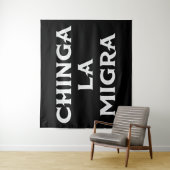 Chinga LA Migra Wandkleed (In situ)
