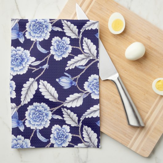 Chinoiserie Delft Blue Floral Porcelain Pattern Theedoek (Quarter Fold)