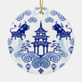 Chinoiserie-kerstsierBull en Pagoda Keramisch Ornament (Voorkant)