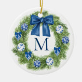 Chinoiserie Monogrammed Krans Kerstmis Keramisch Ornament (Voorkant)