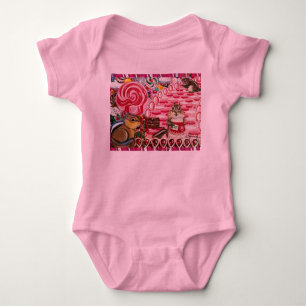 Chip bezoekt Ms Elizabeth's Peppermint World Romper