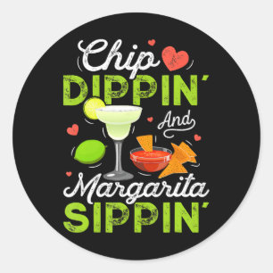 Chip Dippin' en Margarita Sippin' Funny Cinco de Ronde Sticker