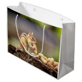 Chipmunk die een pinda eet groot cadeauzakje (Achterkant Gekanteld)
