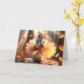 Chipmunk draagt een tutu op een boomstronk kaart (Gele Bloem)