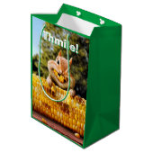 Chipmunk Eating Corn Medium Cadeauzakje (Achterkant Gekanteld)