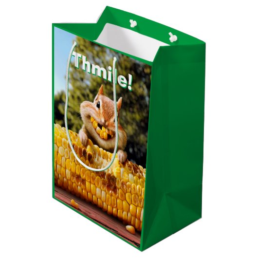 Chipmunk Eating Corn Medium Cadeauzakje (Achterkant Gekanteld)