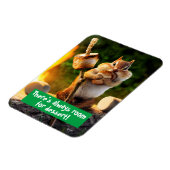 Chipmunk Eating Marshmallow Magneet (Linkerzijde)