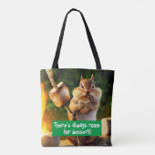 Chipmunk Eating Marshmallow Tote Bag (Achterkant)