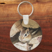 Chipmunk in een houten stapel sleutelhanger (Voorkant)