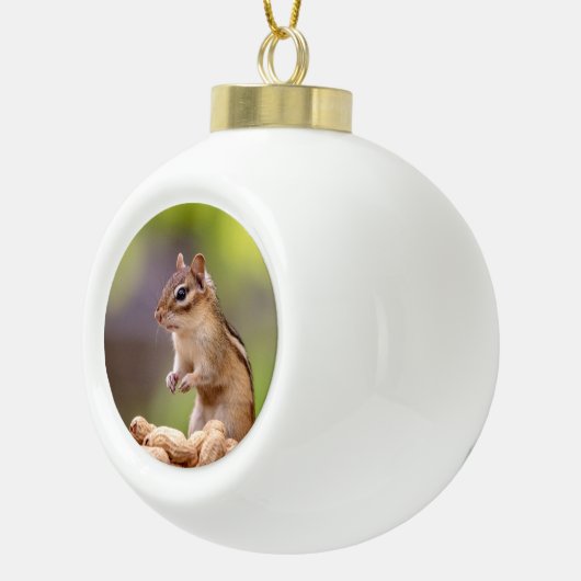 Chipmunk met pinda's keramische bal ornament (Rechts)