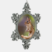 Chipmunk met pinda's tin sneeuwvlok ornament (Links)