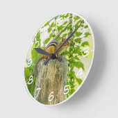 Chipmunk op een Fence Post Ronde Klok (Hoek)