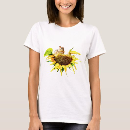 Chipmunk Snacking on Sunflower Seeds T-shirt (Voorkant)