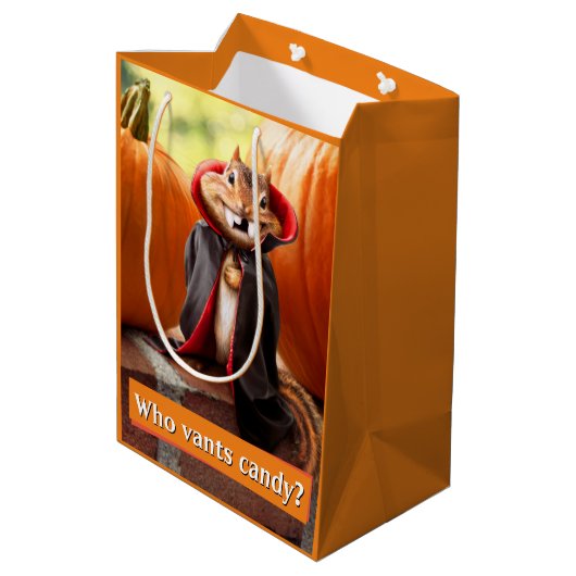 Chipmunk Vampire Medium Cadeauzakje (Achterkant Gekanteld)