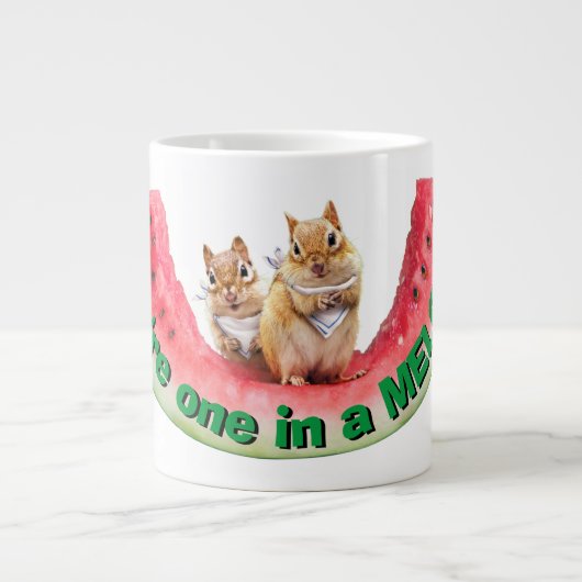 Chipmunks die watermeloen eten grote koffiekop (Voorkant)