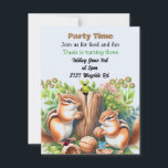 Chipmunks en Vrienden Verjaardagsfeestuitnodiging Kaart<br><div class="desc">Een schattig ontwerp met twee schattige chipmunks foerageren voor walnoten met kleine bosvrienden zoals een vlinder,  lieveheersbeestje en een bij onder hen in het bos. Pas met al u partijinformatie naar wens aan.</div>