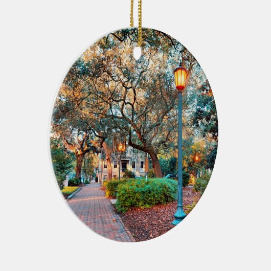 Chippewa Square Dawn Ornament (Rechts)