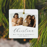 Chique 3 foto zal je mijn bruidsmeisje aandenken keramisch ornament<br><div class="desc">Klassieke, elegante, eenvoudige 3 foto bruidsmeisje voorstel kerst ornament - Vraag uw zus, bestie of leuk om uw bruidsmeisje op uw bruiloft! Alle tekst is eenvoudig aan te passen met behulp van de sjabloon. De schattige kleine hartkleur kan worden gewijzigd om aan uw gekozen kleurenschema te voldoen. Voeg eenvoudig namen,...</div>
