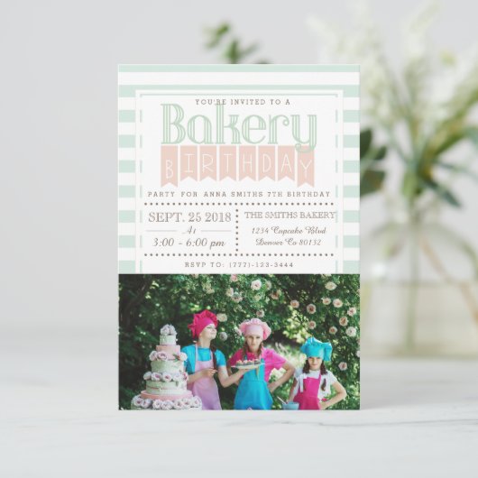 Chique bakkerij verjaardag | Foto uitnodiging (Staand voorkant)