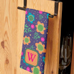 Chique Blauw Bloemen Kleurrijke Monogram Initiaal Theedoek<br><div class="desc">Chique gepersonaliseerde bloemmotief Moderne theedoek. Deze kleurrijke keukenhanddoeken zijn perfect om wat kleur aan uw keuken toe te voegen. Combineer het met een fles wijn en het maakt een geweldig persoonlijk cadeau voor vrienden, familie, collega's, buren, enz. Het aangepaste monogramgebied kan worden gewijzigd in een naam of leuke zin als...</div>