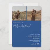 Chique blauw script namen 3 foto's qr code bruilof kaart (Voorkant)