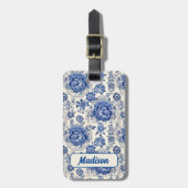Chique Blauw wit bloemenchinoiserie toile monogram Bagagelabel (Voorkant verticaal)