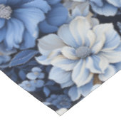 Chique Blauw Wit Ivoor Bloemend Moderne Tafelkleed (Gekanteld)