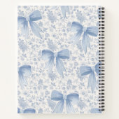 Chique Blauwe Bloem met Strikken Script Naam Monog Notitieboek (Achterkant)