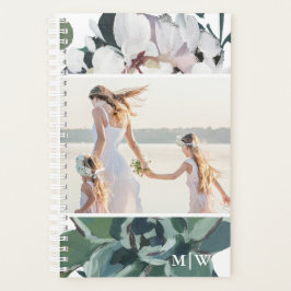 Chique Bloemen Twee Foto met Monogram Planner