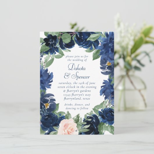 Chique Blooms | Navy Blue en Blush Bloemen bruilof Kaart (Staand voorkant)
