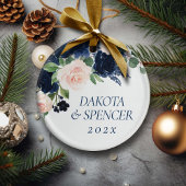 Chique Blooms | Navy Blue en Blush Floral Monogram Keramisch Ornament
