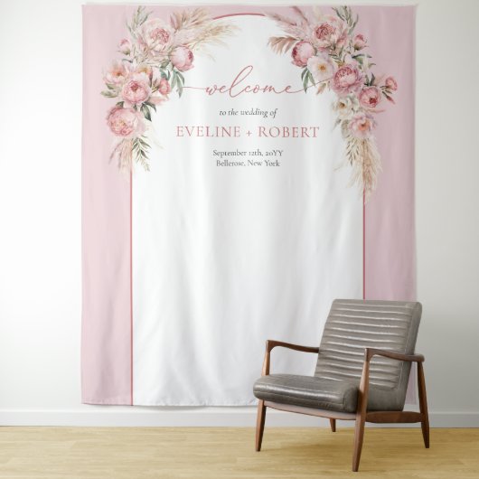 Chique blush pioenen pampas boho boogwijze bruilof wandkleed (In situ)