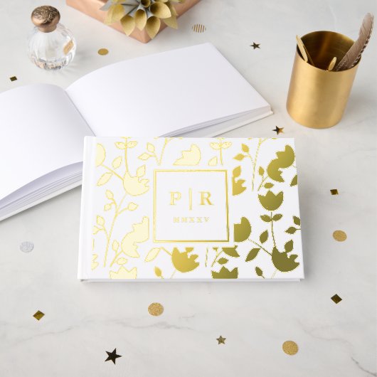 Chique Botanische Bloemen Print Monogram Bruiloft Gastenboek (Voorkant open)