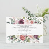 Chique Burgundy Blush Bloemenkrans Bruiloft Kaart (Staand voorkant)