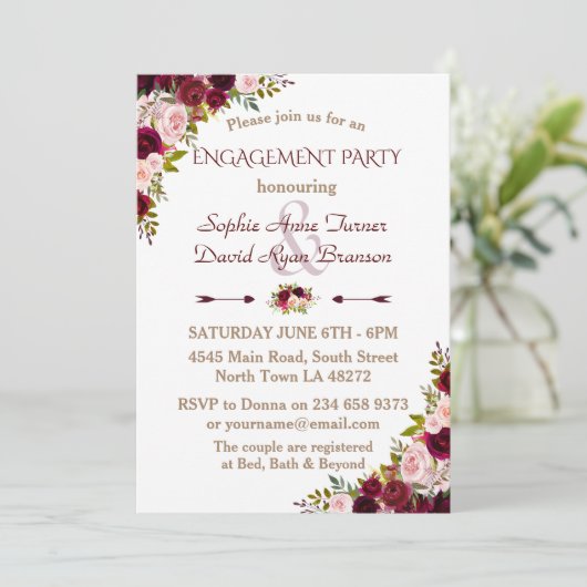 Chique Burgundy Marsala Bloemensuite voor verlovin Kaart (Staand voorkant)