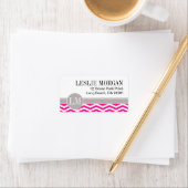 Chique Chevron Monogram | Fuschia Etiket (Insitu)