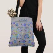 Chique diversiteit met monogram tote bag (Dichtbij)