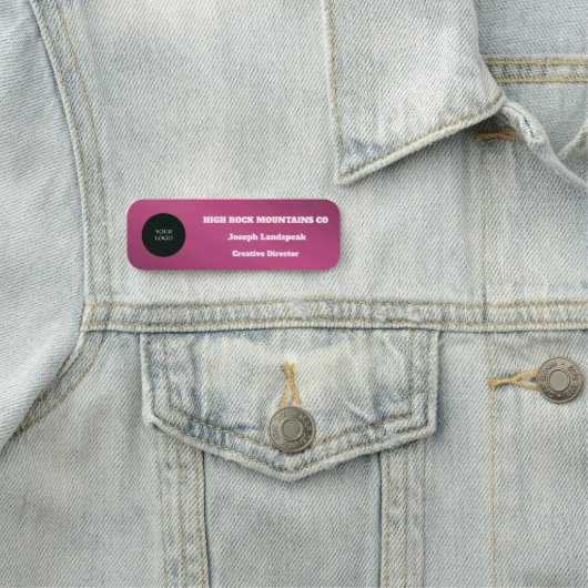 Chique donkerroze metallic zakelijke medewerker Lo Naamplaatje (In situ)