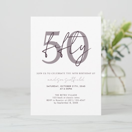 Chique eenvoudige minimalistische Paarse pruim 50e Kaart (Staand voorkant)