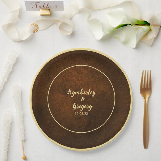 Chique Elegant Donkerbruin Getextureerd Goud Accen Papieren Bordje (Huwelijk)