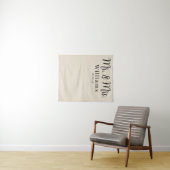 Chique Elegant Script Mr en Mrs Bruiloftsreceptie Wandkleed (In Situ (horizontaal))