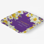 Chique Geel Wit Daffodil Bloemen Paarse Verjaardag Papieren Bordje (Gebogen)