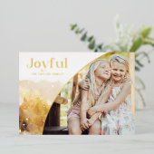 Chique gouden vreugdevol script met gebogen foto folie feestdagenkaart (Staand Voorkant)