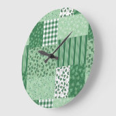 Chique Groene Shamrocks Faux Patchwork Wandklok (Hoek)
