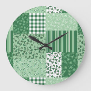 Chique Groene Shamrocks Faux Patchwork Wandklok