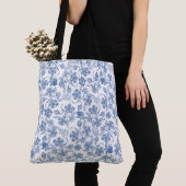 Chique Indigo Blauw en Wit Bloemen Patroon Tote Bag (Dichtbij)